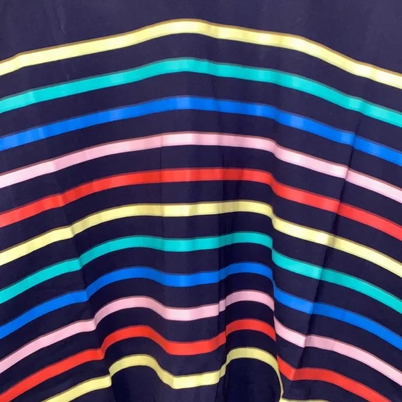 *Discontinued* Pomander Place OS Swing Sweatshirt Top - Picture 11 of 14